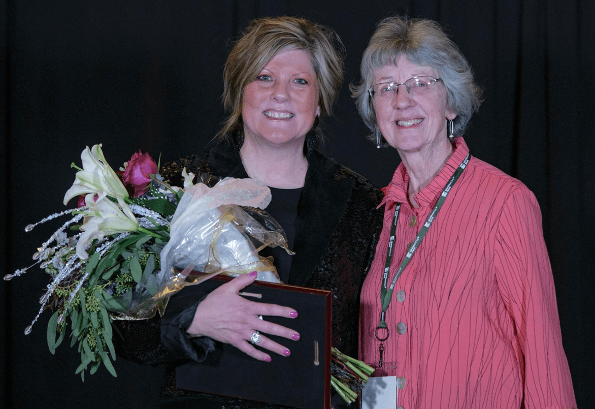 Agri-Industrial Plastics President, Lori Schaefer-Weaton wins Outstanding Citizen of the Year Award from the Fairfield Area Chamber of Commerce.